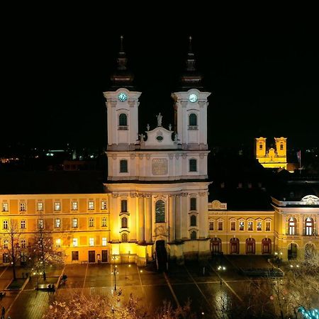 Eger Tower View Apartment المظهر الخارجي الصورة